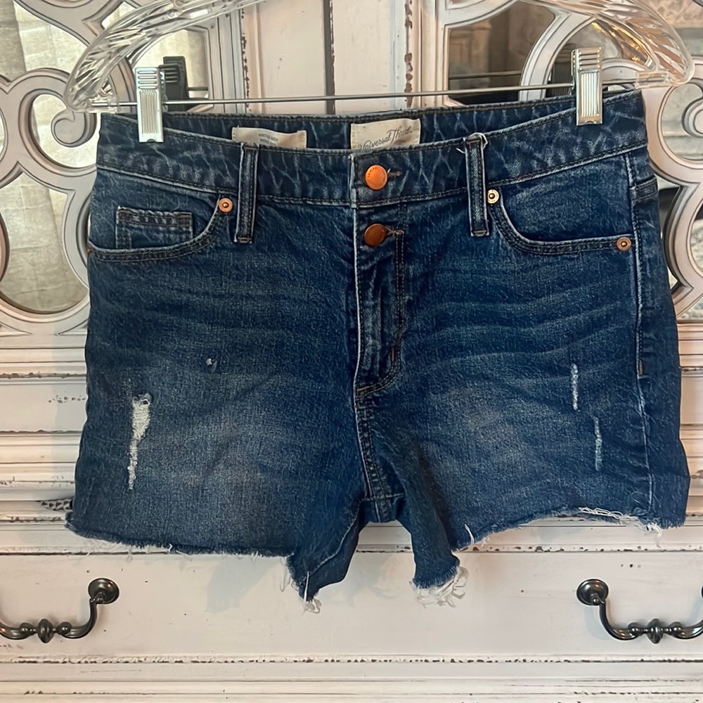 Universal Thread denim cut off shorts size 2/26R